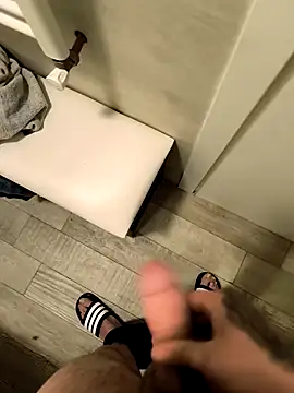 Razvan696969 online show from 02/28/26, 03:33