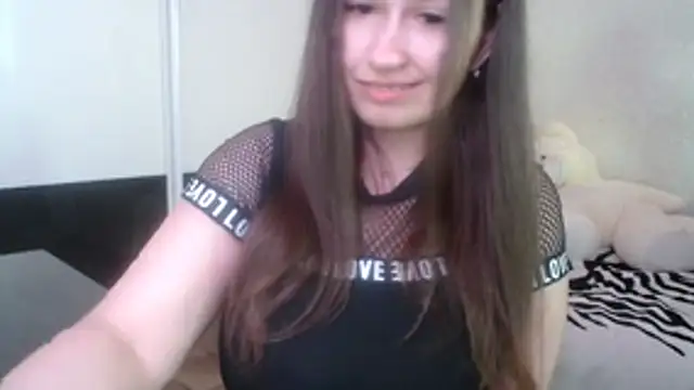 ElviraCutiee online show from 04/15/26, 01:26