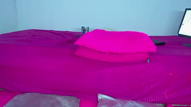 Milytylor online show from 03/12/26, 01:48