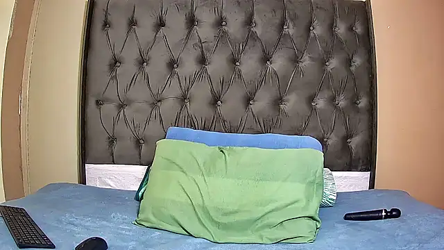 SavageHoney online show from 01/13/26, 09:24