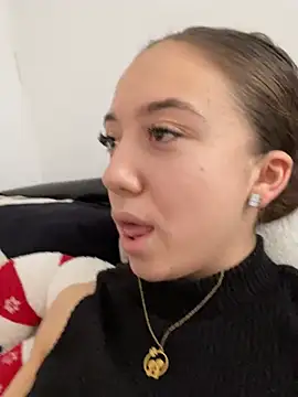 CristinaSw online show from 01/19/26, 12:53
