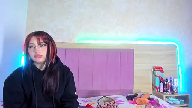 akoradia mondcm online show from 12/02/25, 01:28