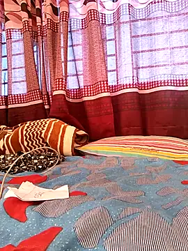 Snapshot of Jhunaki_789 chatting on 02/15/26, 07:51 Jhunaki 789 online show from 02/15/26, 07:51