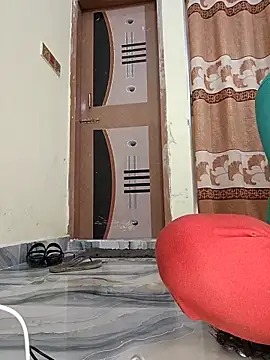 Snapshot of Jhunaki_789 chatting on 02/13/26, 05:02 Jhunaki 789 online show from 02/13/26, 05:02