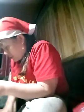 Snapshot of hey-bana chatting on 02/16/26, 12:04 hey-bana online show from 02/16/26, 12:04