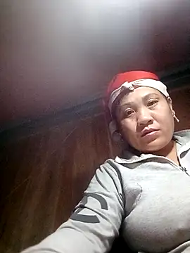 Snapshot of hey-bana chatting on 01/16/26, 02:43 hey-bana online show from 01/16/26, 02:43