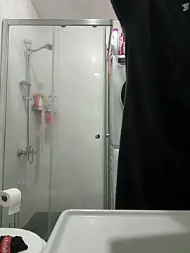 Bigefe online show from 02/15/26, 08:19