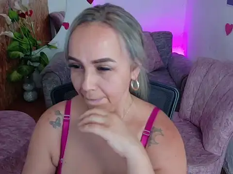 Aunty milf online show from 02/05/26, 08:04