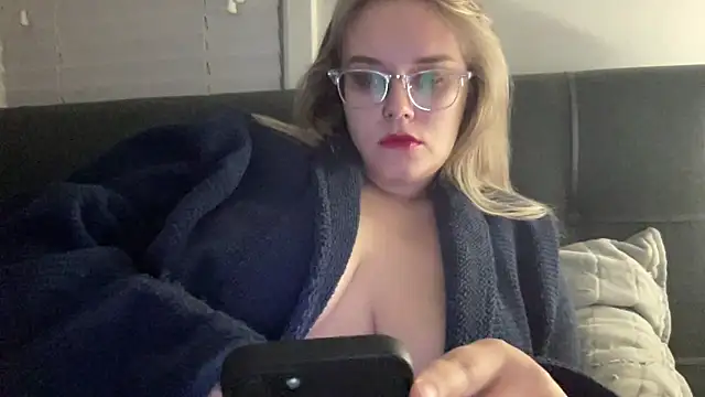 babyblue977 online show from 02/12/26, 03:50
