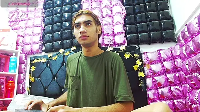 andresdark 07 online show from 11/28/25, 03:17