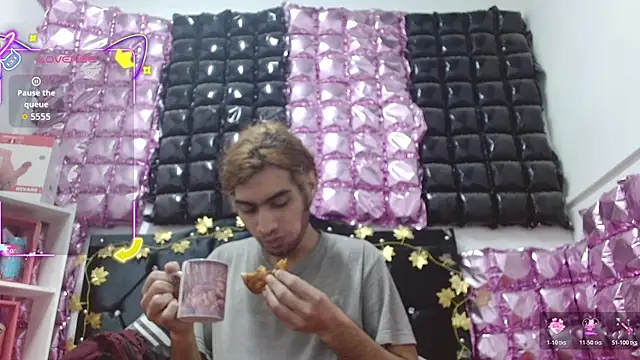 andresdark 07 online show from 12/21/25, 03:30