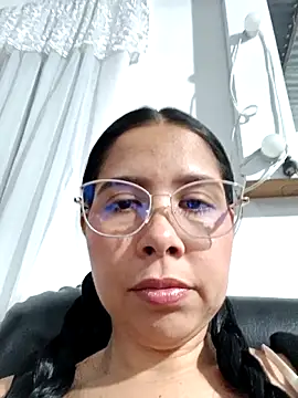 KarelysAC online show from 12/01/25, 12:44