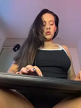 Samantafoxx  online show from 03/07/26, 10:48