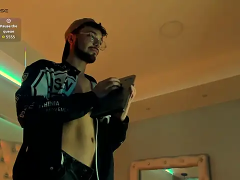 JonnyGreey online show from 12/19/25, 07:16