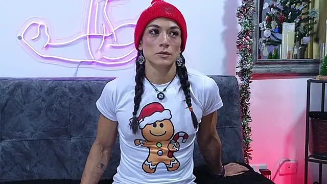 MightyLaura1 online show from 12/22/25, 11:16