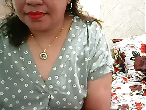 Snapshot of cutechubby chatting on 02/16/26, 11:42 cutechubby online show from 02/16/26, 11:42