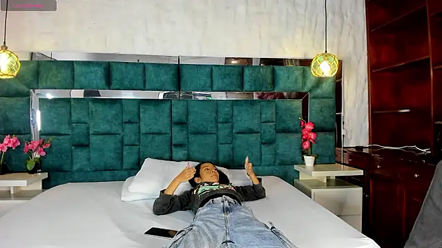  bonnyandclyde online show from 02/27/26, 12:27