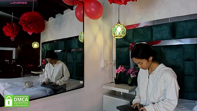  bonnyandclyde online show from 02/18/26, 12:01