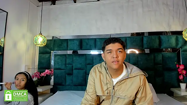  bonnyandclyde online show from 01/15/26, 12:30