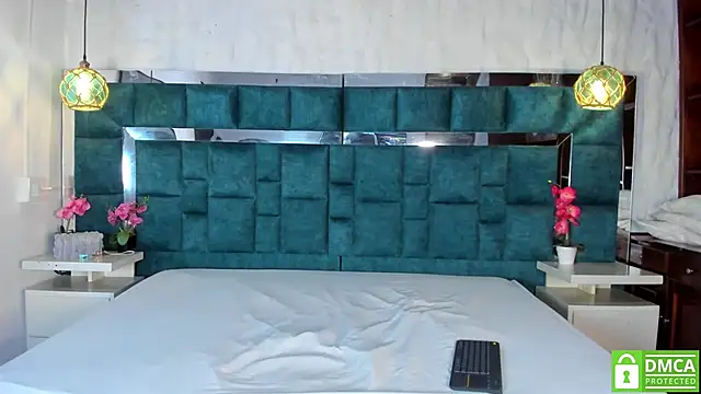  bonnyandclyde online show from 03/07/26, 12:21