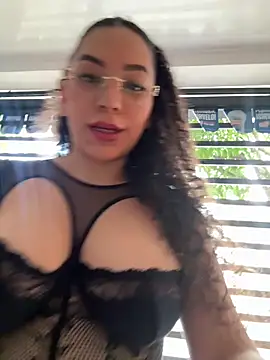 VictoriaaRose online show from 06/11/26, 09:23
