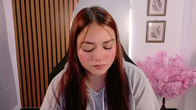 melany- - online show from 12/17/25, 01:10