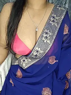 Curvy Pooja online show from 05/26/26, 12:53