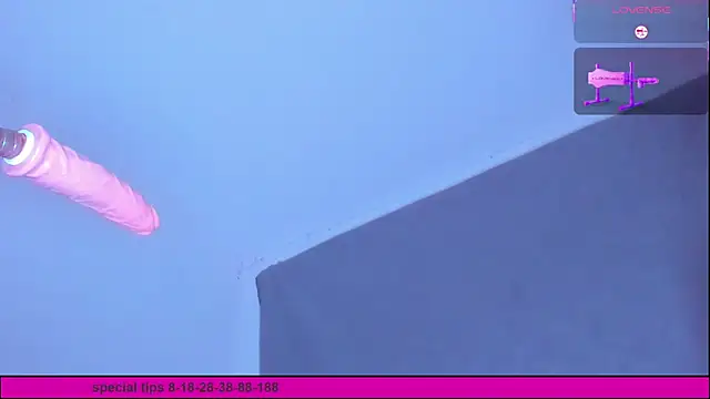 sophie 1  online show from 03/30/26, 03:19