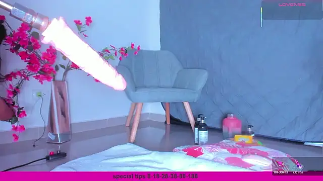 sophie 1  online show from 03/12/26, 03:45