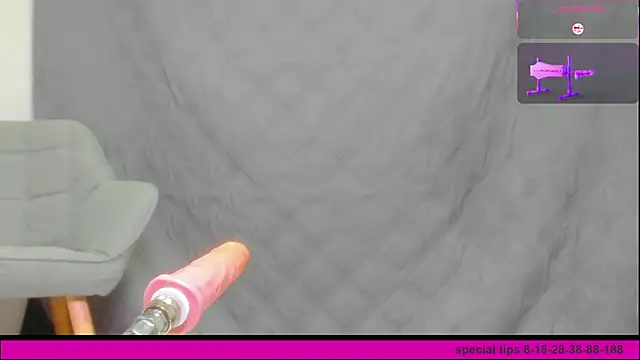 Snapshot of sophie_1_ chatting on 05/15/26, 03:59 sophie 1 online show from 05/15/26, 03:59