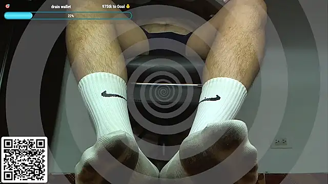 Snapshot of Alphacashmaster777 chatting on 06/17/26, 04:45 Alphacashmaster777 online show from 06/17/26, 04:45