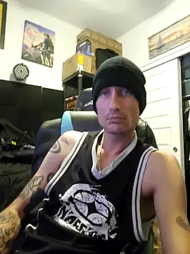 azrider480 online show from 12/21/25, 08:49