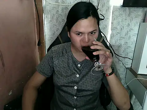 Snapshot of urSweetheart chatting on 02/02/26, 12:53 urSweetheart online show from 02/02/26, 12:53