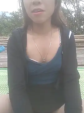 tieutam122 online show from 12/21/25, 01:19