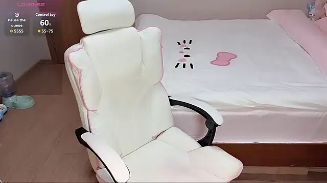 Xiner1177 online show from 04/08/26, 01:29