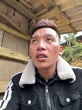 sanu551 online show from 12/20/25, 04:15