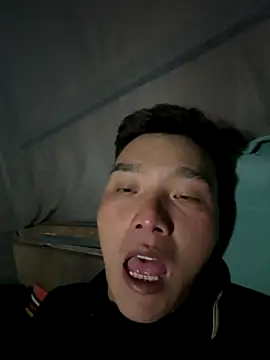 sanu551 online show from 12/18/25, 11:47