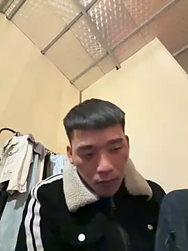 sanu551 online show from 11/28/25, 04:56