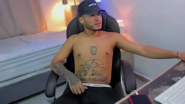 master evil07 online show from 11/26/25, 07:30