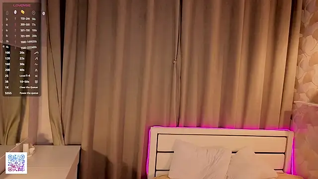 CoraleeSpadlin online show from 12/02/25, 04:30