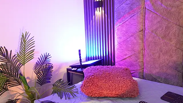 amberthangelss online show from 04/15/26, 12:32