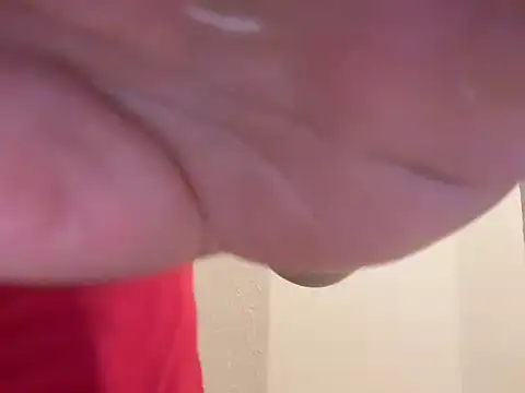 esleider12 online show from 12/15/25, 11:38