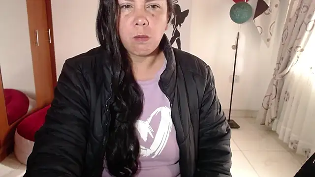 vivian-milf online show from 01/07/26, 12:43