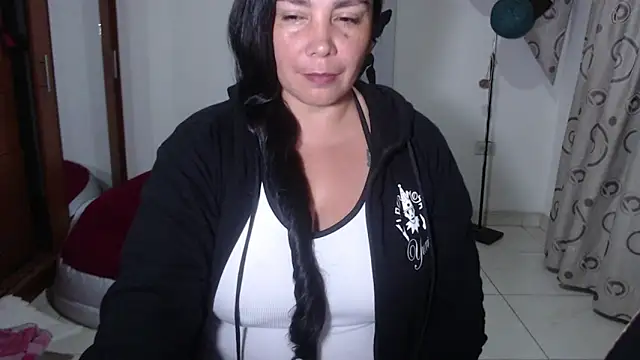 vivian-milf online show from 02/26/26, 02:00