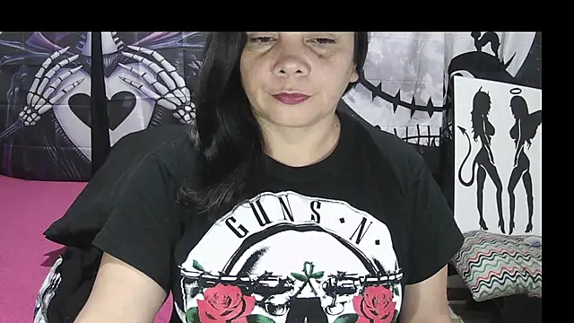 vivian-milf online show from 07/18/26, 02:09