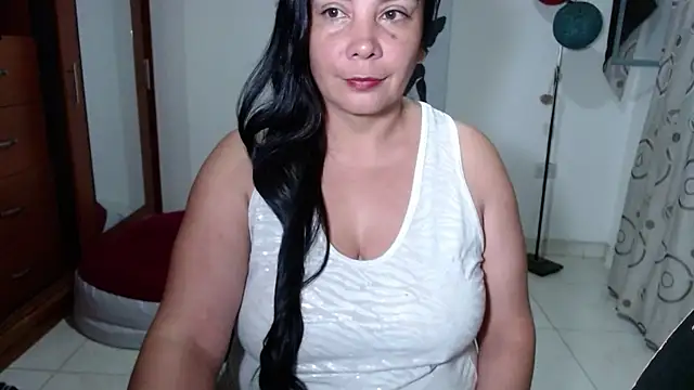 vivian-milf online show from 05/01/26, 01:43