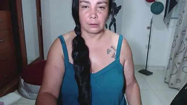 vivian-milf online show from 04/08/26, 02:13