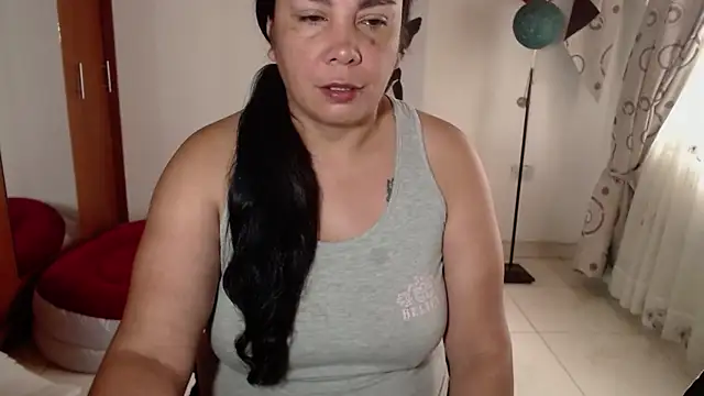 vivian-milf online show from 01/17/26, 02:09