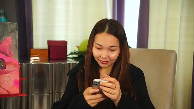 Snapshot of HertaMangis chatting on 11/30/25, 06:25 HertaMangis online show from 11/30/25, 06:25