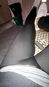 diavoletta77 online show from 11/28/25, 09:53